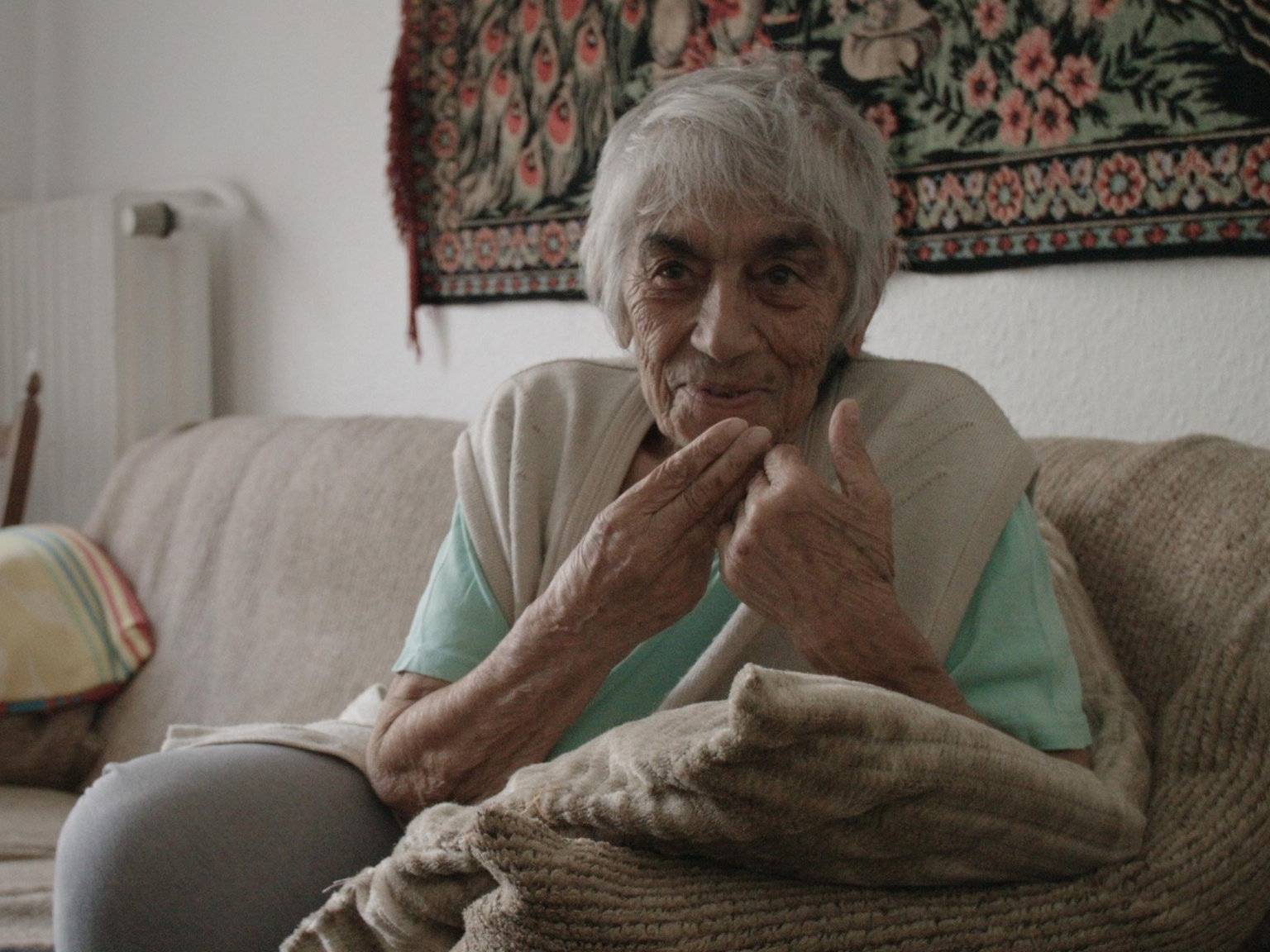 koey-eroeffnungsfilm-duisburger-filmwoche-100~_v-HintergrundL Feminists Insha’allah - La Révolution des Femmes | Feriel Ben Mahmoud | 2015